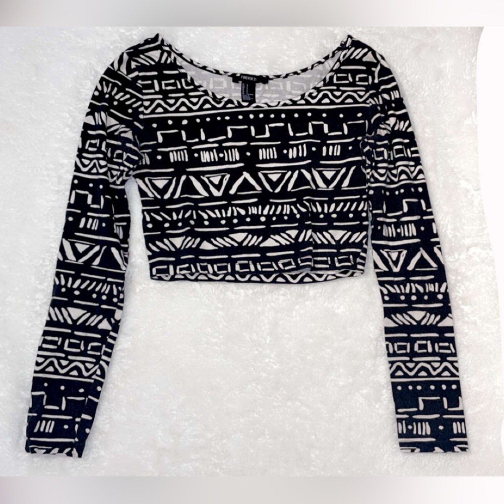 Black and white patterned cropped top from forever 21